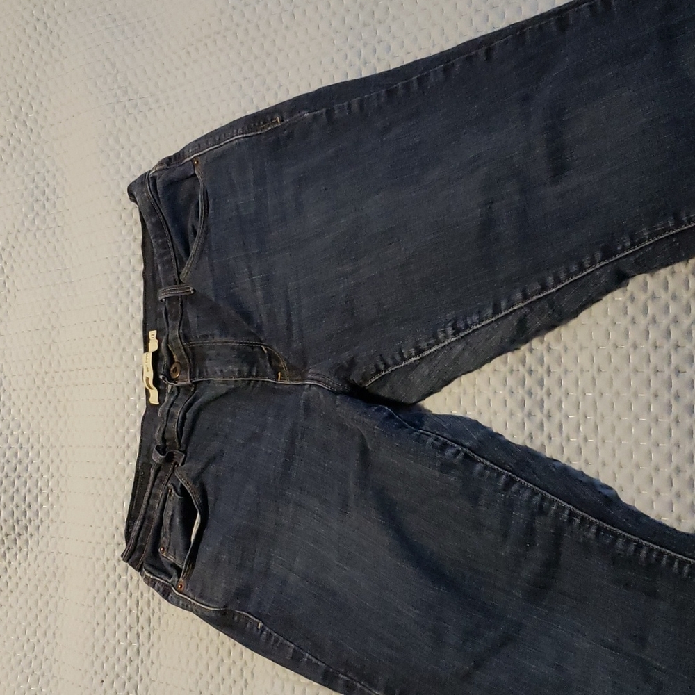 Size 12 levies